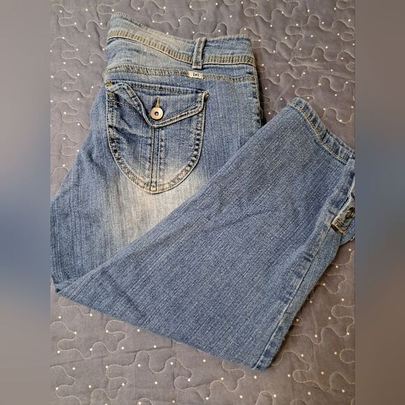lei Ashley cropped jeans size 11 - Picture 1 of 5